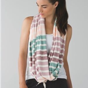 Lululemon Vinyasa Scarf Rulu Triplet Twin Stripe Heathered Angel Wing Multi